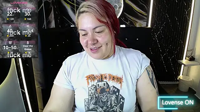 Snapshot of Bruja__Scarlata chatting on October 30, 10:38 am Bruja Scarlata online show from October 30, 10:38 am