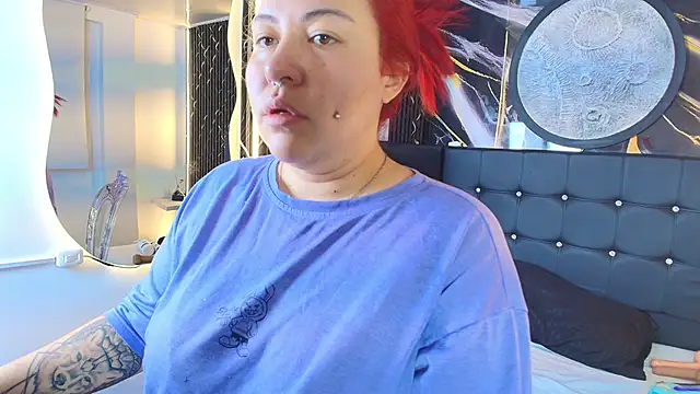 Snapshot of Bruja__Scarlata chatting on September 29, 10:09 am Bruja Scarlata online show from September 29, 10:09 am