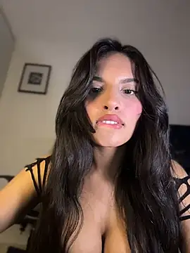 Dulceeany online show from August 8, 11:02 pm