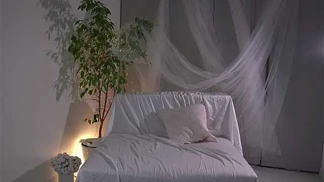 lorrie love story online show from November 18, 7:31 am