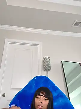 butterflybootyy online show from June 20, 2:53 pm