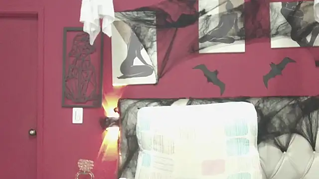 Snapshot of Karol_hot25 chatting on October 28, 5:46 am Karol hot25 online show from October 28, 5:46 am