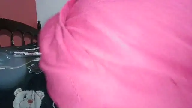 Snapshot of Elizabeth68 chatting on October 13, 10:34 pm Elizabeth68 online show from October 13, 10:34 pm