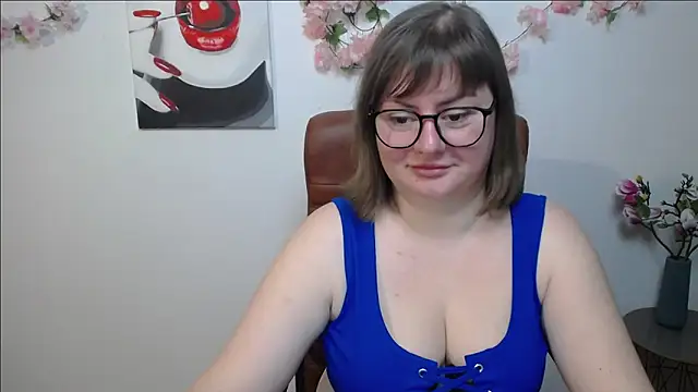 ZannaDreil online show from November 12, 7:34 pm