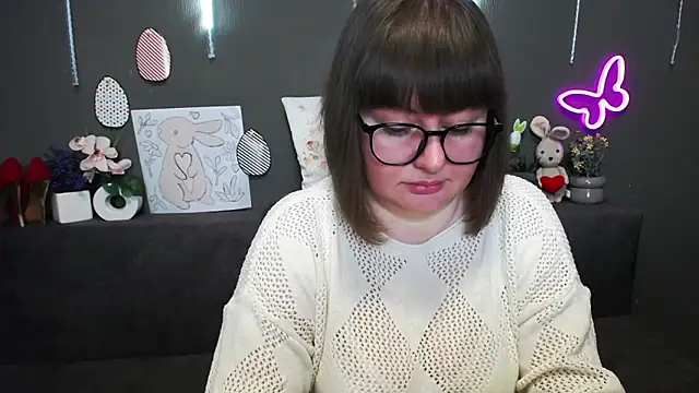 ZannaDreil online show from April 12, 6:54 pm