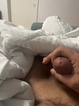 Ermando19 online show from April 7, 9:28 pm