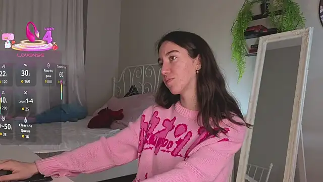 Snapshot of Belle_Via chatting on September 27, 3:52 pm Belle Via online show from September 27, 3:52 pm