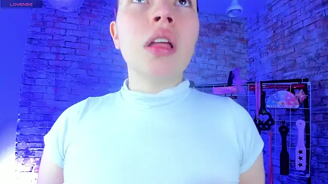 Cherry xoxx online show from September 9, 11:43 am