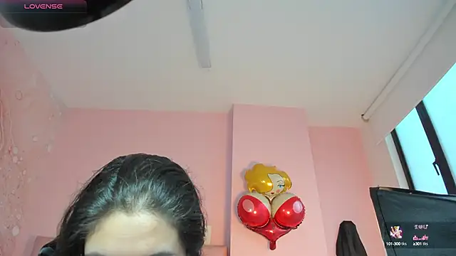 soyzarahtorres online show from October 5, 10:15 pm