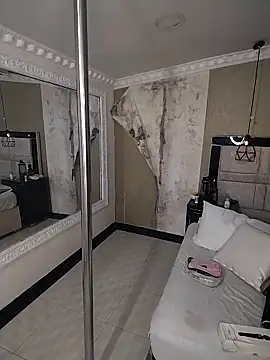 kimCosseyy online show from March 25, 2:06 am