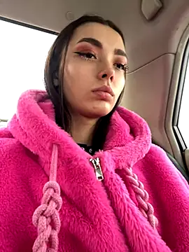 HoTMiA666 online show from December 2, 7:10 am