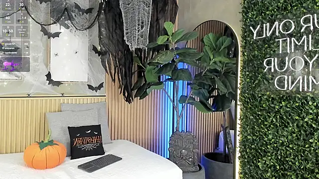 Snapshot of Ali_Vega_ chatting on October 25, 7:54 pm Ali Vega online show from October 25, 7:54 pm