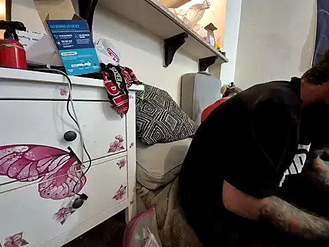 lit702 online show from February 15, 4:48 am