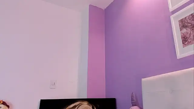 Charlotte11-11 online show from April 14, 4:40 pm