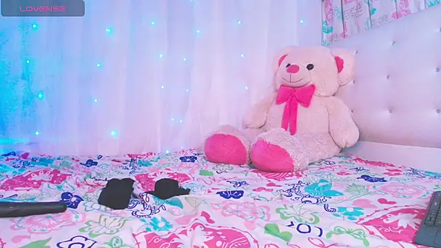 ivonjoness online show from November 17, 2:45 am