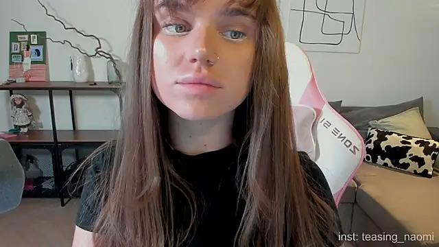 aesthetics  tease online show from February 12, 4:08 pm