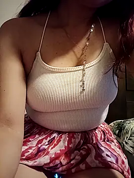 Snapshot of KITTEN-10 chatting on September 21, 5:28 am KITTEN-10 online show from September 21, 5:28 am