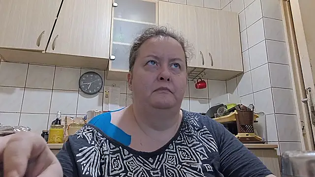 melissaBlessing online show from February 14, 4:36 am