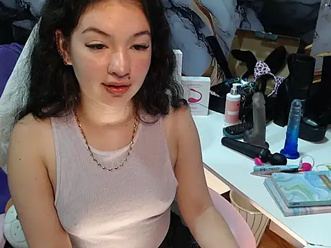 Snapshot of lilimini032 chatting on September 24, 7:57 pm lilimini032 online show from September 24, 7:57 pm