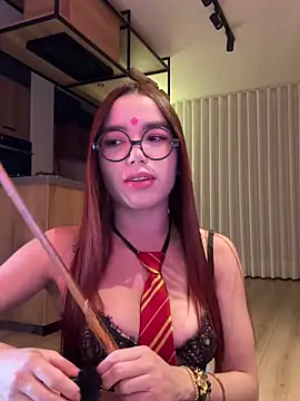 Snapshot of carolynnetrujillo chatting on October 18, 2:47 am carolynnetrujillo online show from October 18, 2:47 am