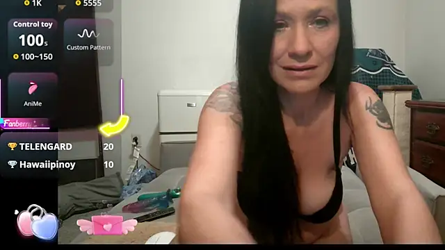 Snapshot of Organza1 chatting on October 10, 8:52 am Organza1 online show from October 10, 8:52 am