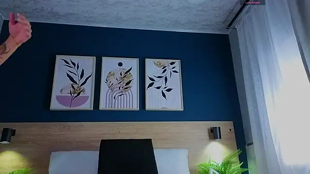 Snapshot of GabyPetit chatting on September 29, 7:52 pm GabyPetit online show from September 29, 7:52 pm