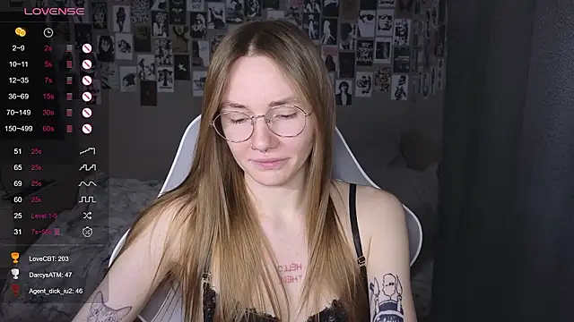 littlevildevil online show from March 30, 12:05 pm