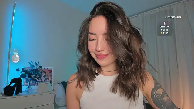 Oh My Dianee online show from September 18, 7:40 am