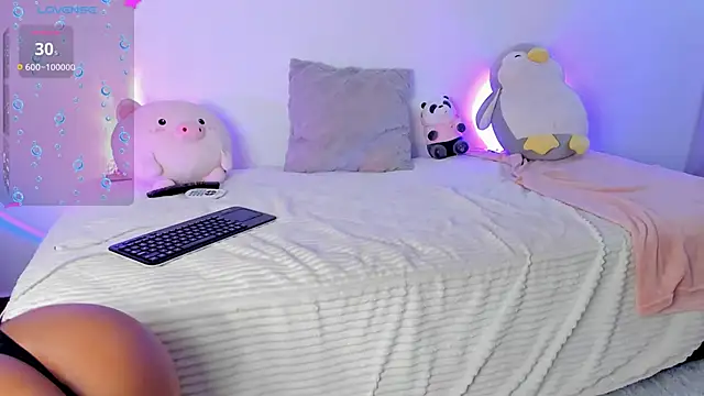 Snapshot of Nix_Taylor chatting on September 19, 4:06 pm Nix Taylor online show from September 19, 4:06 pm