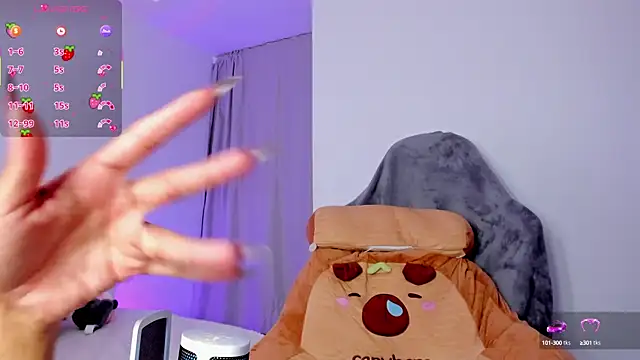 Snapshot of Nix_Taylor chatting on October 8, 12:04 am Nix Taylor online show from October 8, 12:04 am