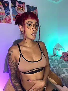 Snapshot of Nix_Taylor chatting on October 24, 2:40 am Nix Taylor online show from October 24, 2:40 am