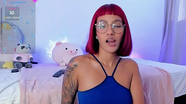 Snapshot of Nix_Taylor chatting on September 24, 9:14 pm Nix Taylor online show from September 24, 9:14 pm