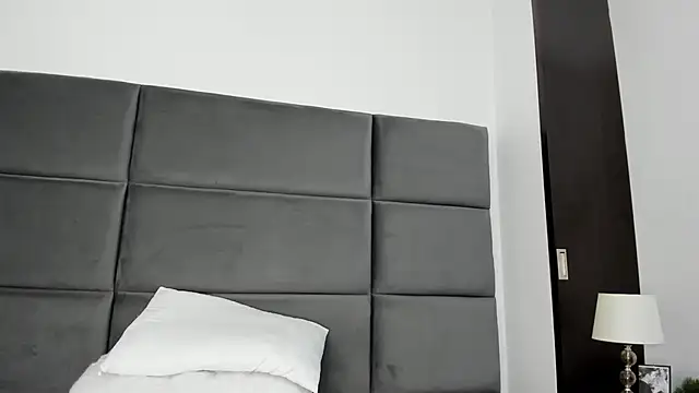 Lizz Luna online show from October 9, 2:43 pm