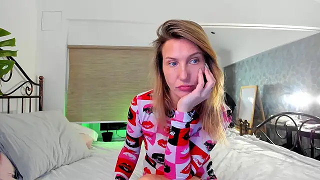 ElizaMayers online show from March 14, 9:10 am