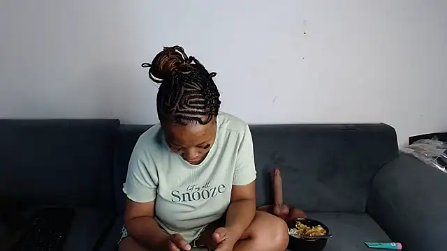 SZA Doja online show from February 17, 11:26 pm