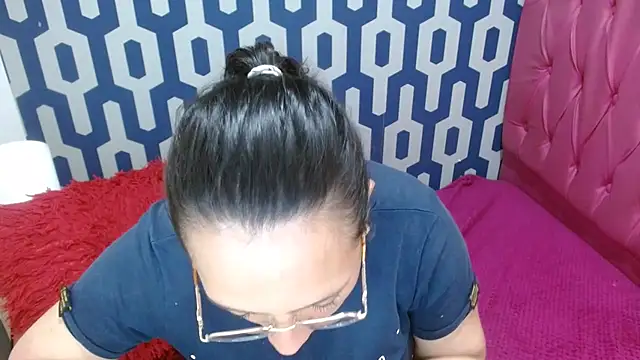 sarax ximena online show from October 28, 9:26 am