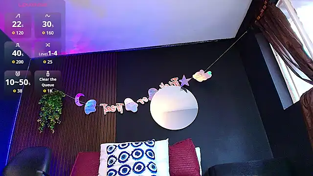 Aaron Jassell1 online show from October 22, 2:33 pm