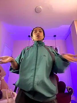 Snapshot of Violetta_Suky chatting on October 16, 1:25 pm Violetta Suky online show from October 16, 1:25 pm