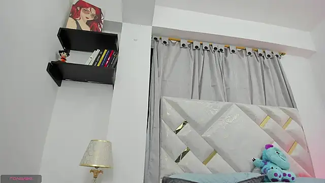 Allison Thomas online show from October 23, 3:40 pm