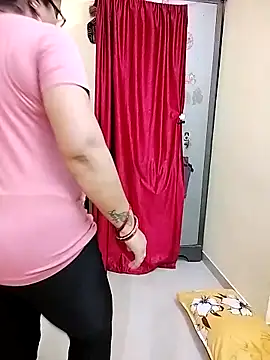 Snapshot of PayalSharmahot143 chatting on September 9, 4:18 pm PayalSharmahot143 online show from September 9, 4:18 pm