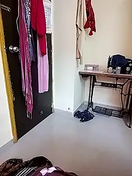 Snapshot of PayalSharmahot143 chatting on October 11, 4:06 am PayalSharmahot143 online show from October 11, 4:06 am