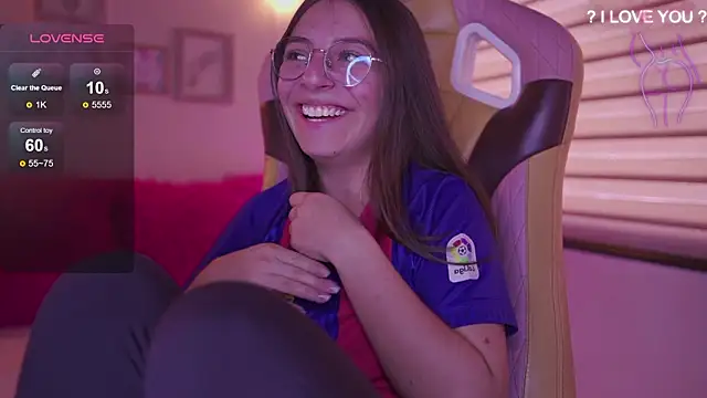 milly kenner online show from February 18, 7:35 pm