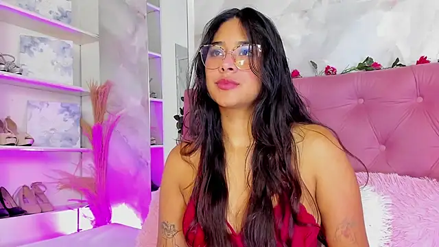 AnnaQueen  online show from October 28, 4:24 pm