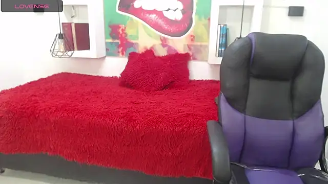 Snapshot of sexy_lady_0 chatting on October 3, 12:10 pm sexy lady 0 online show from October 3, 12:10 pm