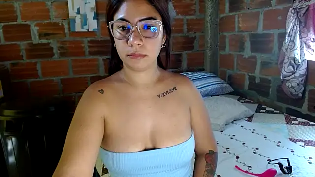 Mary Pompis online show from September 10, 9:04 pm