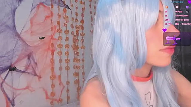 Snapshot of MiaGoth_ chatting on October 31, 5:50 pm MiaGoth online show from October 31, 5:50 pm