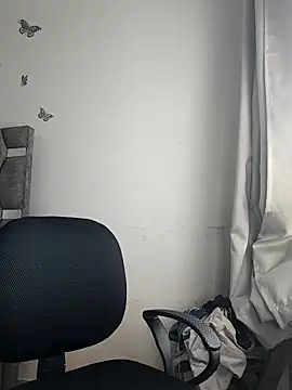 Snapshot of aurelialux chatting on September 26, 9:45 pm aurelialux online show from September 26, 9:45 pm