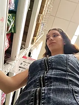 Snapshot of aurelialux chatting on October 4, 10:03 pm aurelialux online show from October 4, 10:03 pm