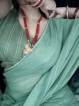 Snapshot of kaamuk_shweta chatting on October 16, 5:15 pm kaamuk shweta online show from October 16, 5:15 pm