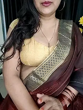 Snapshot of kaamuk_shweta chatting on October 6, 10:25 pm kaamuk shweta online show from October 6, 10:25 pm